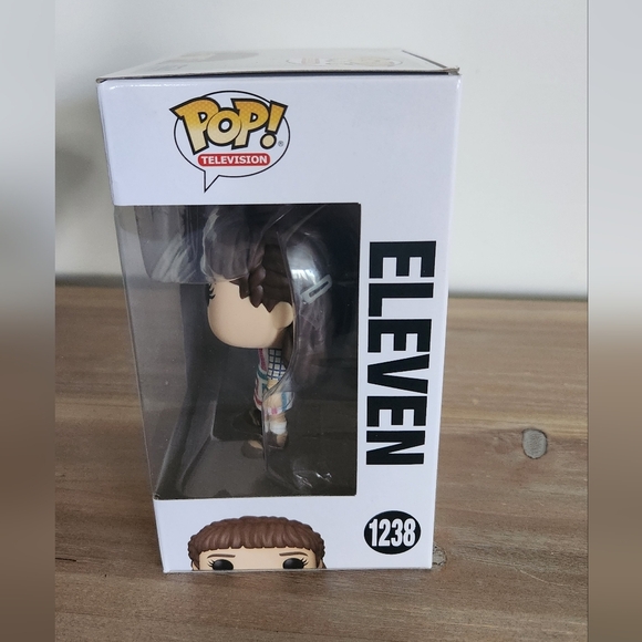 Funko Pop! Stranger Things – Eleven #1238 – Pop! Television – NIB🔦Demogorgon - Picture 4 of 7